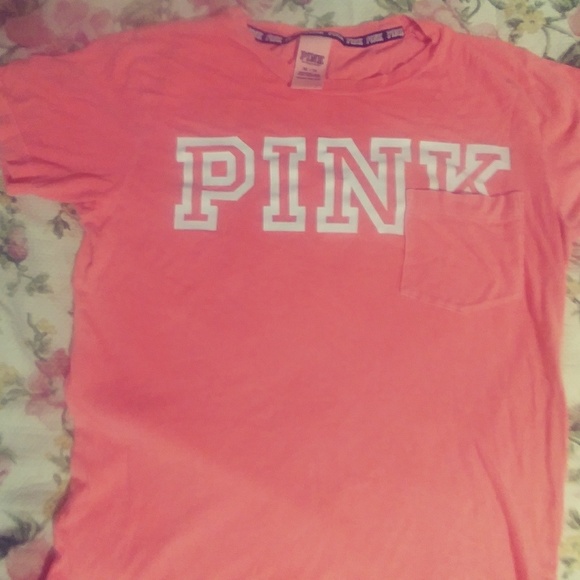 PINK Victoria's Secret Tops - Victoria Secret NWOT Pink Coral Size XS  Tee☺